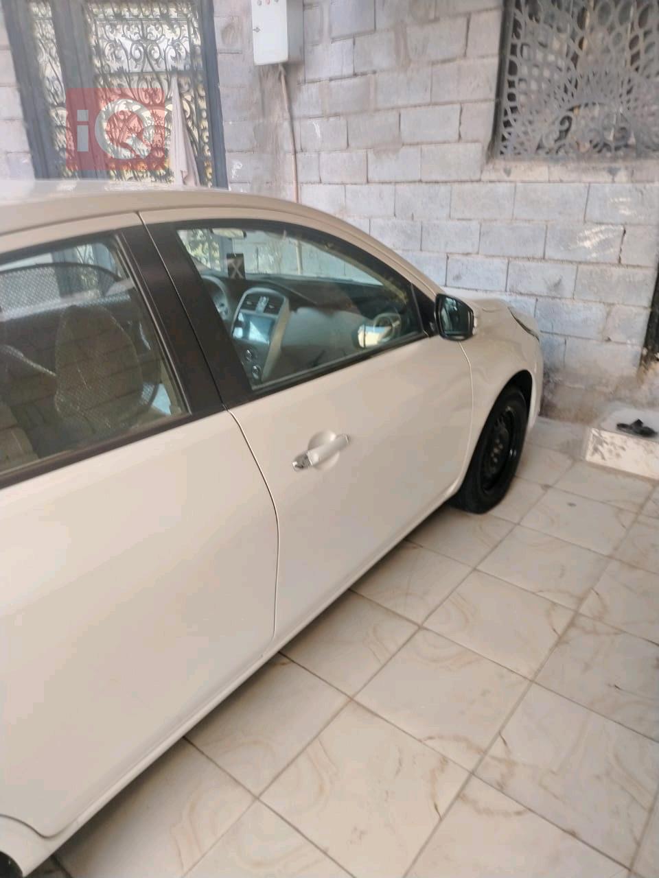 نيسان صني